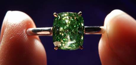 Rekordní zelený diamant